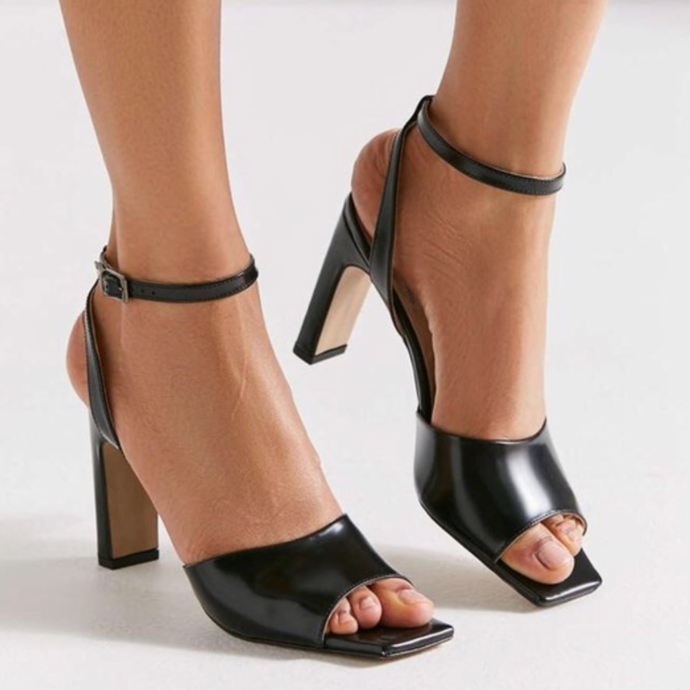 Urban Outfitters x Stiù Georgina Peep Toe Heel